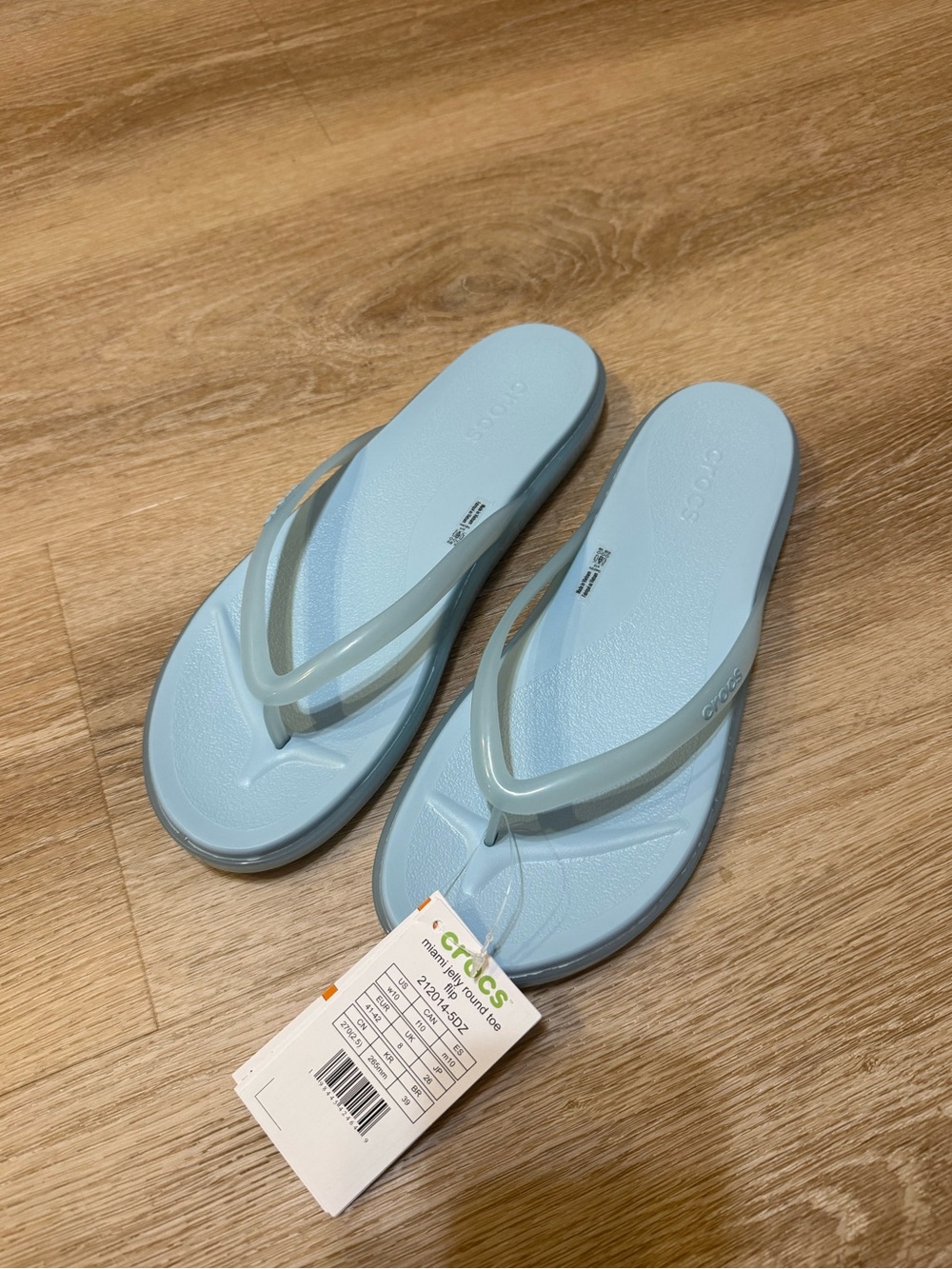 NWT CROCS Miami Round Toe Jelly Flip Flop Sandals Size 10 Sky Blue